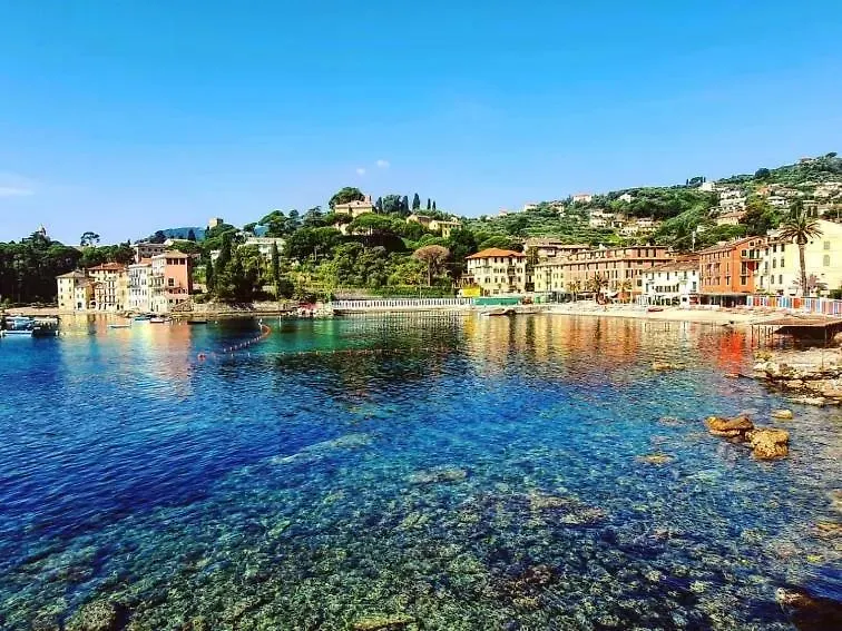 Appartement Raggio Di Sole - Pool, Tennis, Parking, Sea View & Relax Rapallo